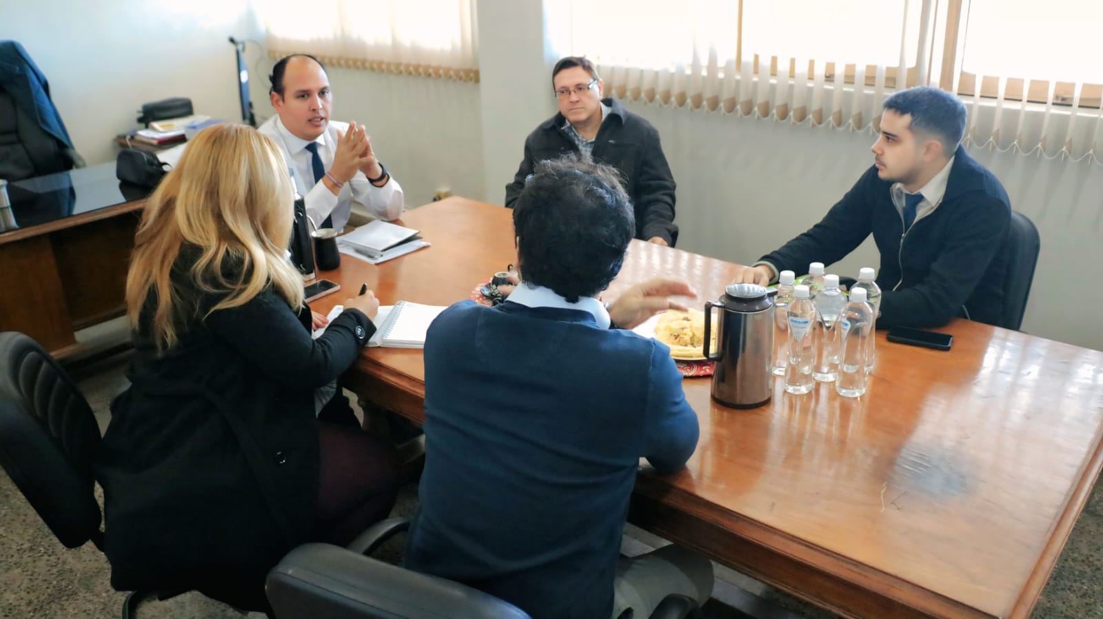 Reunión con representantes del Banco GNB