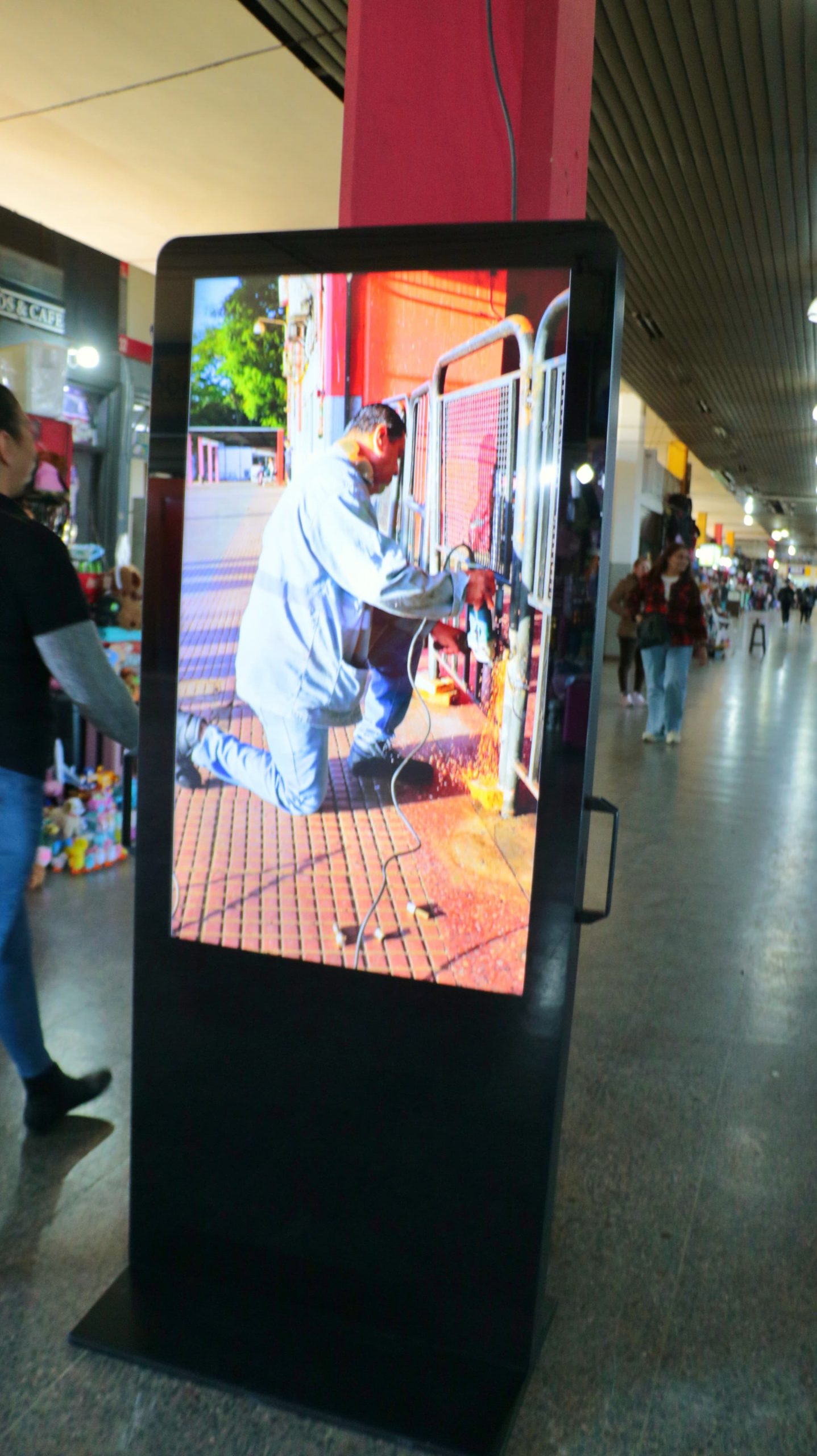 Tótem digital en la estación